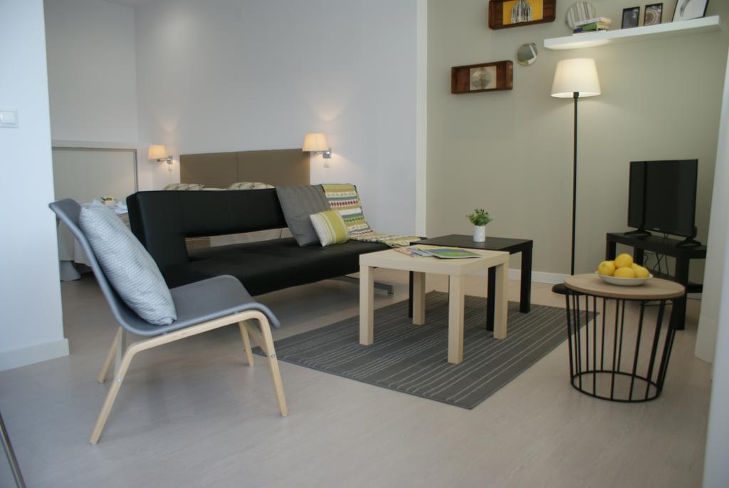 Apartamentos La Estacion M&S Albacete Szoba fotó