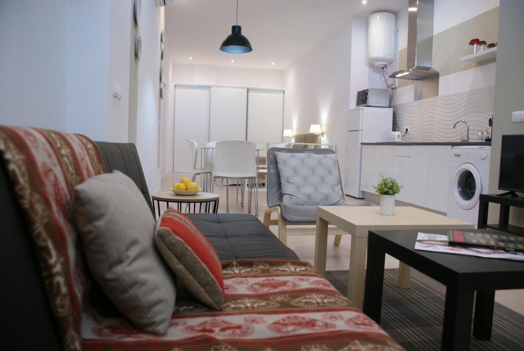 Apartamentos La Estacion M&S Albacete Szoba fotó