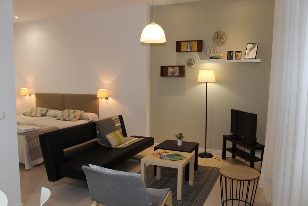 Apartamentos La Estacion M&S Albacete Szoba fotó