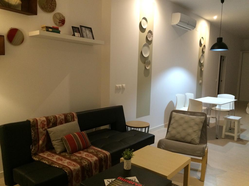Apartamentos La Estacion M&S Albacete Szoba fotó